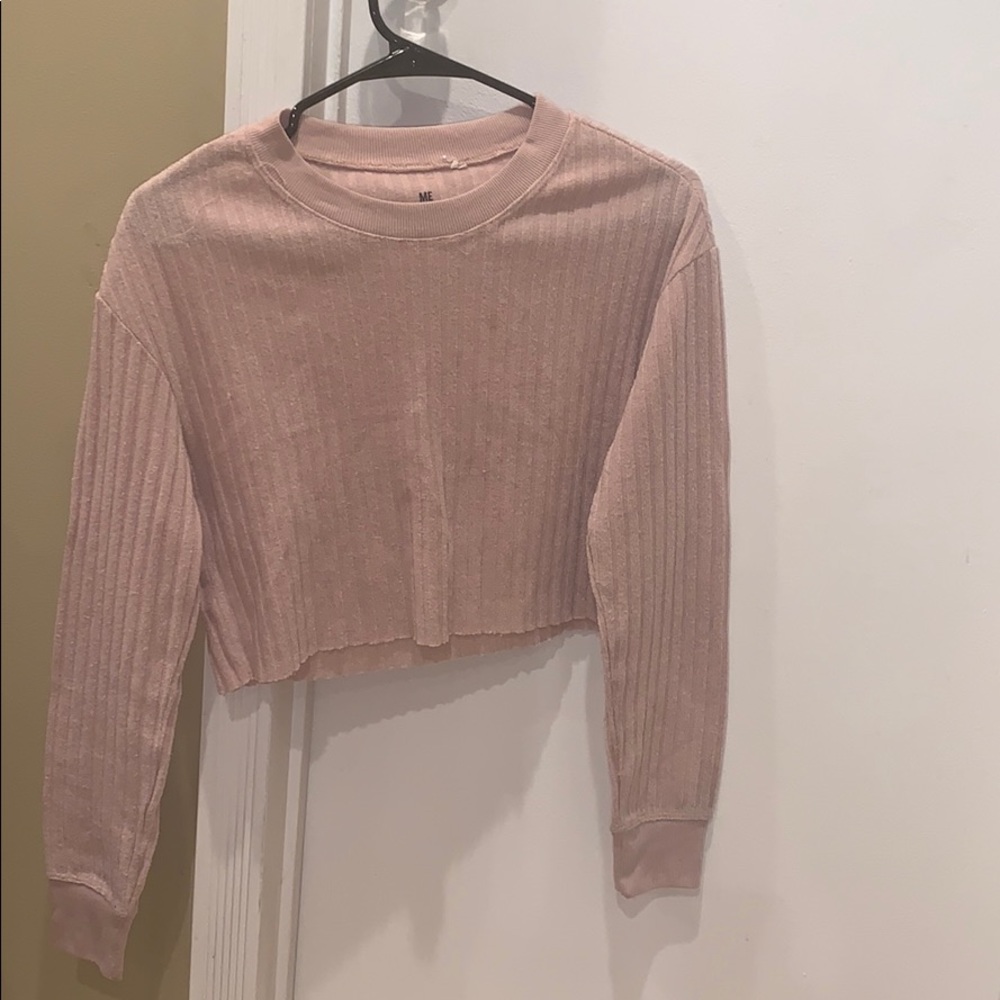 light pink cropped sweater